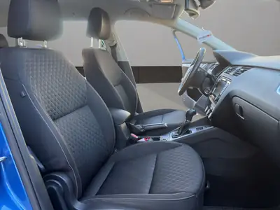 Skoda Octavia Combi 1.8 TSI — Break spacieux et motorisation dynamique — Thumbnail 17