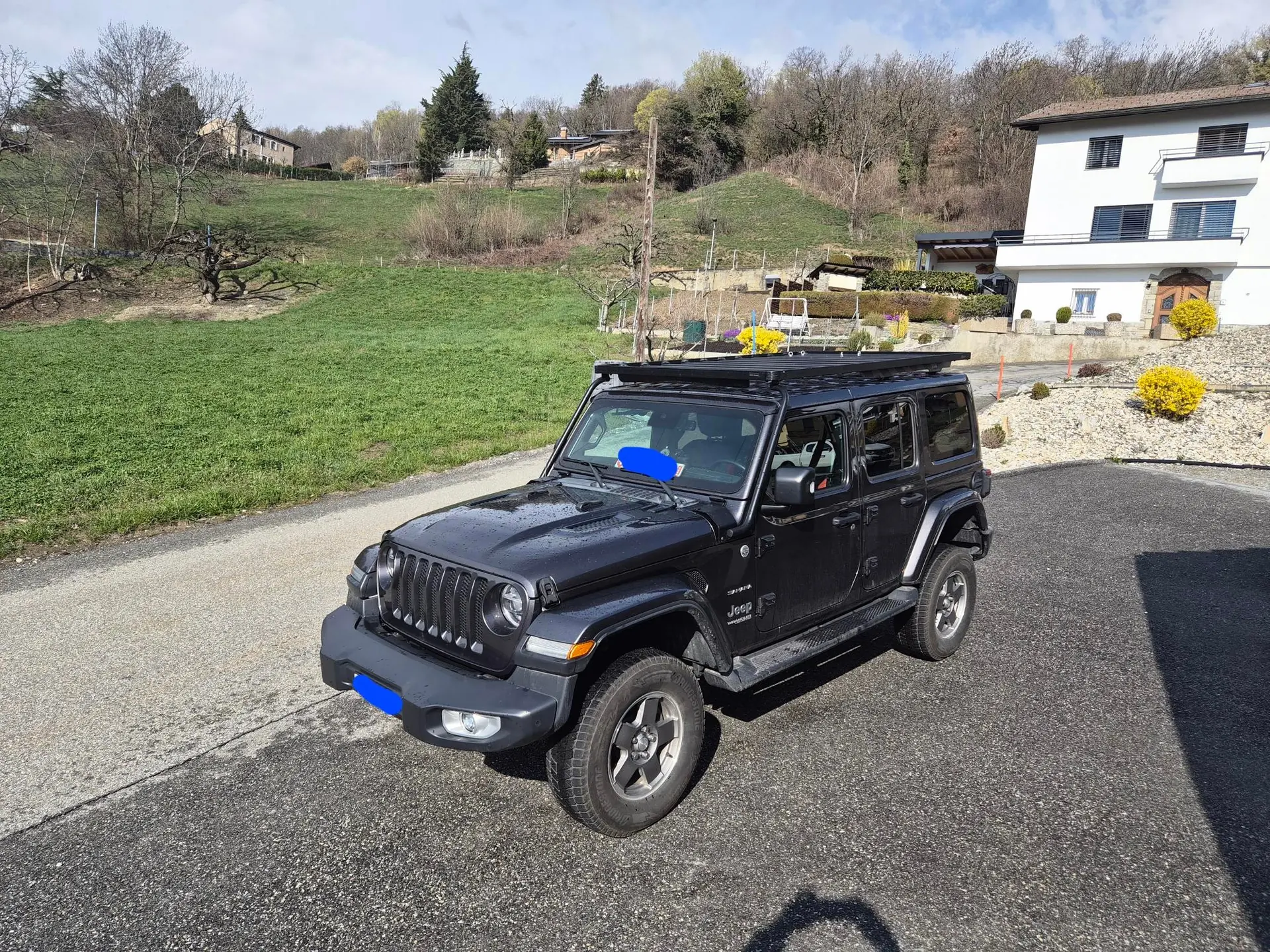 Jeep Wrangler Unlimited Sahara 2020 — 4×4 légendaire, diesel performant, 71 000 km — vista esterna