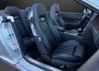 Bentley Continental GTC 6.0 — Cabriolet de prestige, 560 ch, toutes roues motrices — Miniatura 9