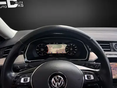 VW Passat Variant 2.0 TDI 240 PS — Monospace diesel performant, 4Motion, top état — Miniature 12
