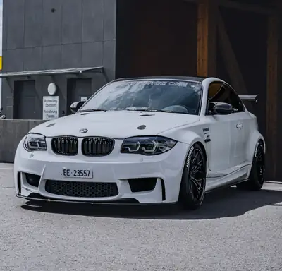 BMW 1er M Coupé 2012 — 340 ch, boîte manuelle, design iconique — vista esterna