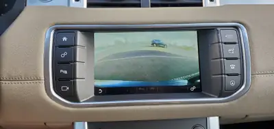 Land Rover Range Rover Evoque 2.0 TD4 — SUV compact diesel, traction intégrale, entretien soigné — Miniature 13