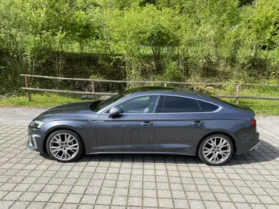 Audi A5 Sportback 40 TDI S-Line — Diesel hybride mild, élégance sportive et efficience — Miniature 11