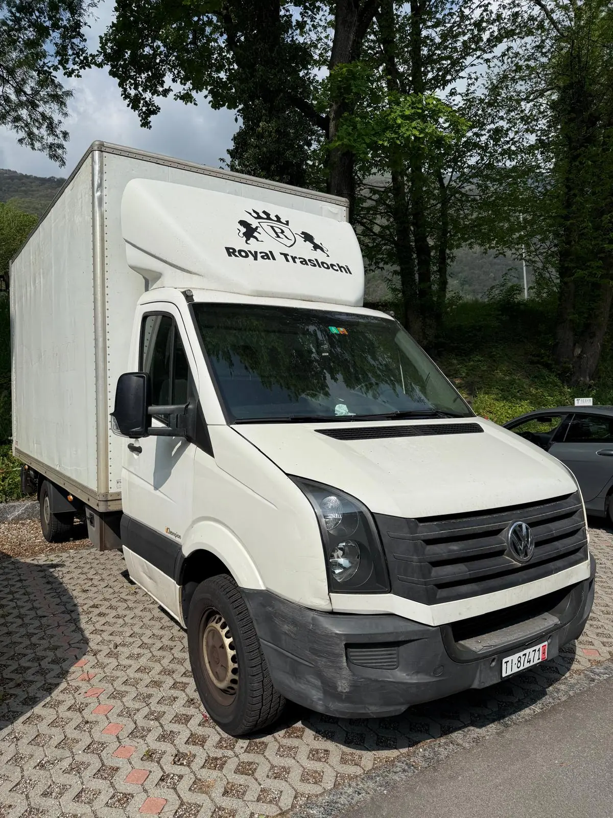VW Crafter 35 2.0 163 PS — Utilitaire robuste diesel, châssis-cabine professionnel