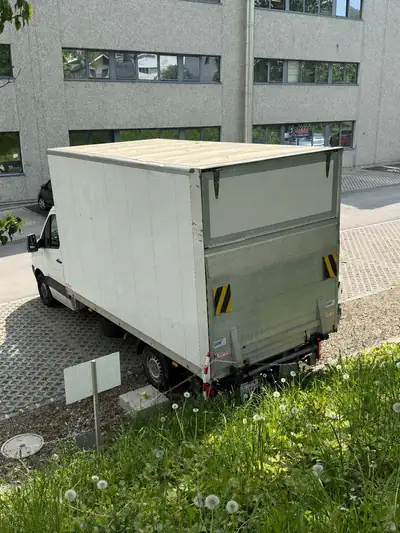 VW Crafter 35 2.0 163 PS — Utilitaire robuste diesel, châssis-cabine professionnel — arrière