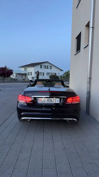 Mercedes-Benz E 400 Cabriolet — Sport Edition, 333 ch et seulement 52'000 km — détail