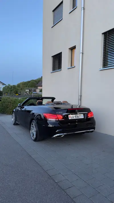 Mercedes-Benz E 400 Cabriolet — Sport Edition, 333 ch et seulement 52'000 km — tableau de bord