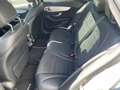 Mercedes-Benz C 200 Swiss Star AMG Line — Break élégant, transmission automatique, traction intégrale — Thumbnail 9