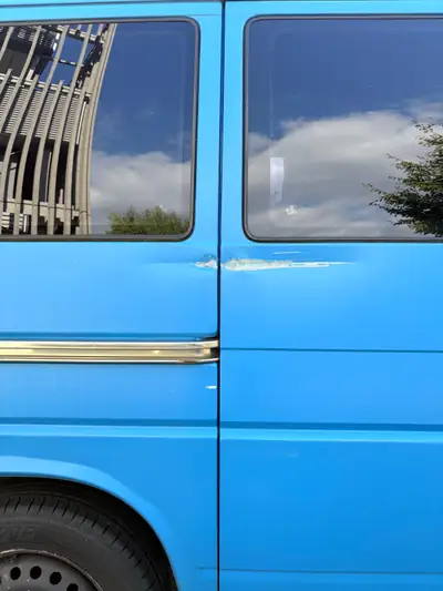 VW T4 Campervan aménagé — Van de route robuste et convivial, 2000 — Miniatur 11