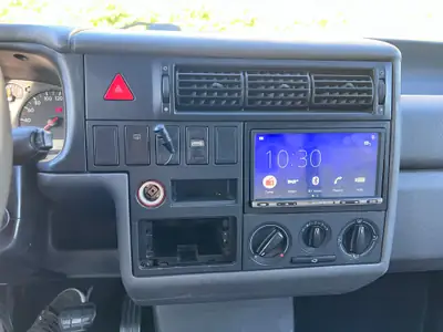 VW T4 Campervan aménagé — Van de route robuste et convivial, 2000 — Miniatur 10