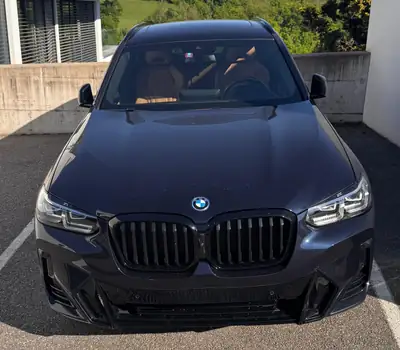 BMW X3 xDrive 30e M Sport — Hybride rechargeable, 32 500 km seulement — vista esterna