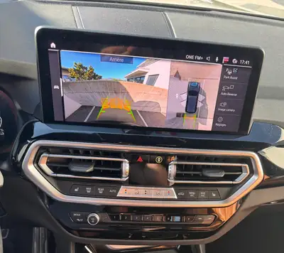 BMW X3 xDrive 30e M Sport — Hybride rechargeable, 32 500 km seulement — cruscotto
