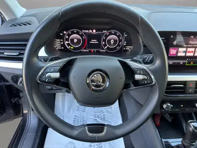 Skoda Scala 1.0 TSI Ambition DSG — Citadine polyvalente sans accident, entretien complet — Thumbnail 10