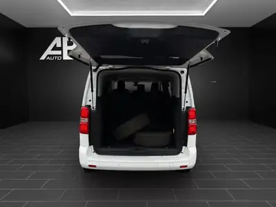 Opel Zafira Life 2.0 CDTI — Monospace 6 places, diesel automatique, entretien inclus — Thumbnail 15