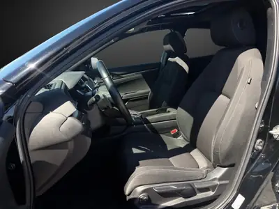 Honda Civic 1.0 VTEC Executive CVT — Berline fiable, entretien à jour, parfait en ville — Thumbnail 7