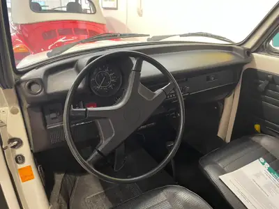 VW Käfer 1303 Cabriolet 1978 — Bijou vintage en état de collection, 29 500 km — Miniatur 7