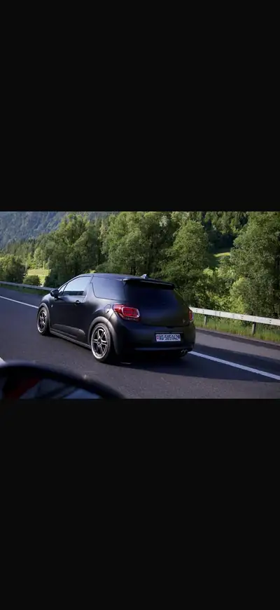 DS3 1.6 THP Performance Black Spécial — Citadine sportive révisée, mécanique neuve — fianco