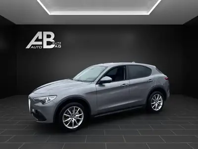 Alfa Romeo Stelvio 2.0 Super Q4 — SUV sportif all-road, révision incluse — side view