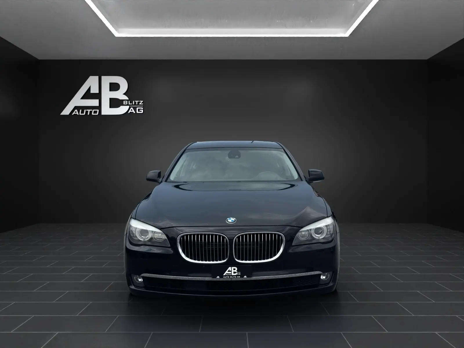 BMW 750 2011 occasion Hunzenschwil — 1