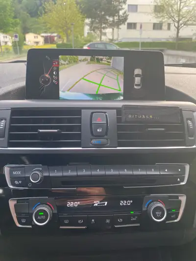 BMW M235i xDrive — Coupé sportif 326 ch, transmission intégrale, très faible kilométrage — Miniatura 7