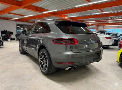 Porsche Macan Turbo 2014 — SUV sportif 400 ch, transmission intégrale, kilométrage modéré — détail