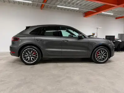 Porsche Macan Turbo 2014 — SUV sportif 400 ch, transmission intégrale, kilométrage modéré — intérieur