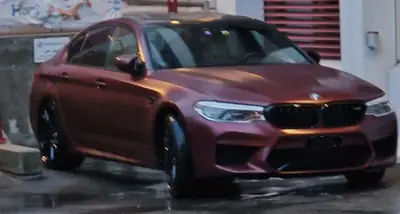 BMW M5 xDrive First Edition — Berline sport 600 ch, historique sans sinistre — côté