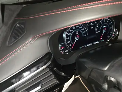 BMW M5 xDrive First Edition — Berline sport 600 ch, historique sans sinistre — Miniature 7