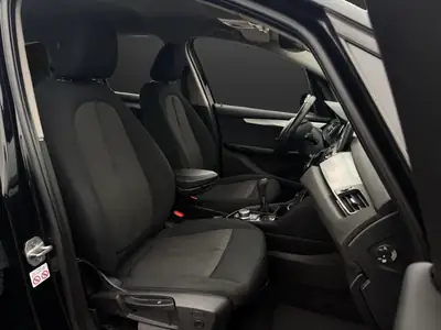 BMW 218 Gran Tourer — Monospace compact pratique, révisé et sans sinistre — Miniature 9
