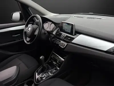 BMW 218 Gran Tourer — Monospace compact pratique, révisé et sans sinistre — Miniature 10