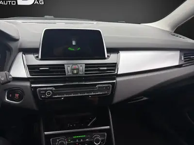 BMW 218 Gran Tourer — Monospace compact pratique, révisé et sans sinistre — Miniature 13