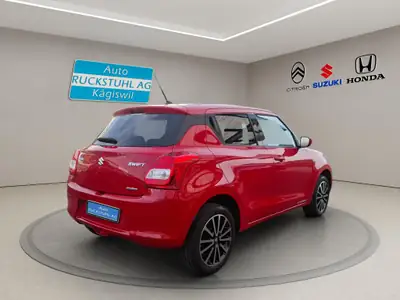 Suzuki Swift 1.2 Compact+ 4x4 — Citadine polyvalente 4 roues motrices, 58 000 km — interior