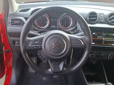 Suzuki Swift 1.2 Compact+ 4x4 — Citadine polyvalente 4 roues motrices, 58 000 km — Thumbnail 7