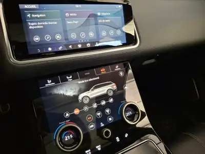 Land Rover Range Rover Velar P 250 S — SUV premium 4x4, élégant et robuste — côté