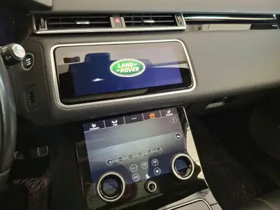 Land Rover Range Rover Velar P 250 S — SUV premium 4x4, élégant et robuste — vue extérieure