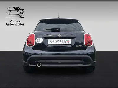MINI Cooper Steptronic DKG — Citadine sportive 3 portes, 67'830 km, très bon état — dashboard