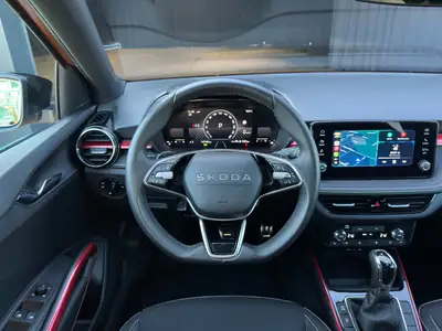 Skoda Fabia 1.0 TSI Monte Carlo DSG — Citadine urbaine dynamique, ultra-équipée — Thumbnail 16
