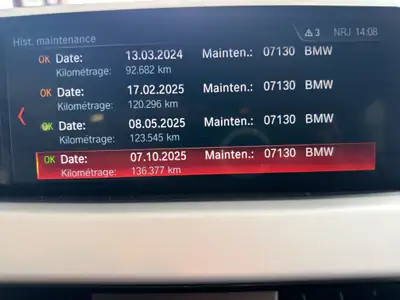 BMW X1 xDrive 18d Essential Edition — SUV compact diesel, un seul propriétaire, expertise complète — dashboard