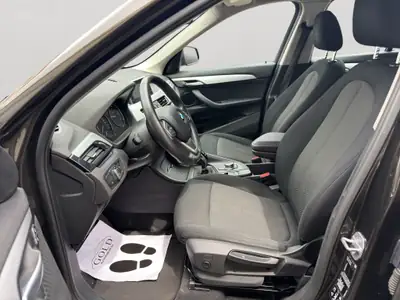BMW X1 xDrive 18d Essential Edition — SUV compact diesel, un seul propriétaire, expertise complète — detail
