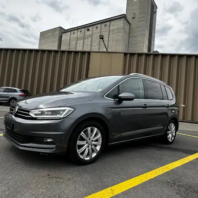 VW Touran 2.0 TDI BlueMotion — Monospace 7 places, motorisation efficace et spacieuse — cruscotto