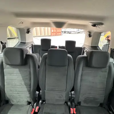 VW Touran 2.0 TDI BlueMotion — Monospace 7 places, motorisation efficace et spacieuse — Miniatura 9