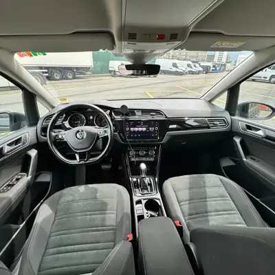 VW Touran 2.0 TDI BlueMotion — Monospace 7 places, motorisation efficace et spacieuse — Miniatura 10