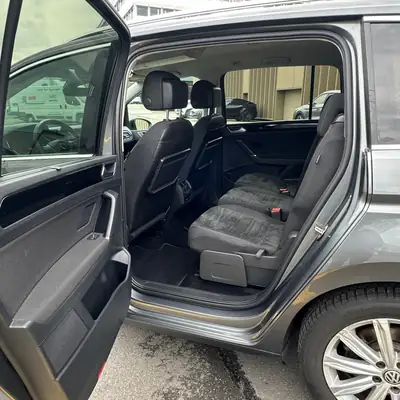 VW Touran 2.0 TDI BlueMotion — Monospace 7 places, motorisation efficace et spacieuse — Miniatura 15