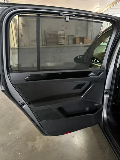 VW Touran 2.0 TDI BlueMotion — Monospace 7 places, motorisation efficace et spacieuse — Miniatura 16