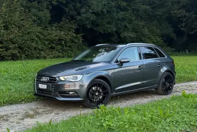 Audi A3 Sportback 1.8 TFSI Ambiente — Quattro dynamique, entretien soigné — Außenansicht