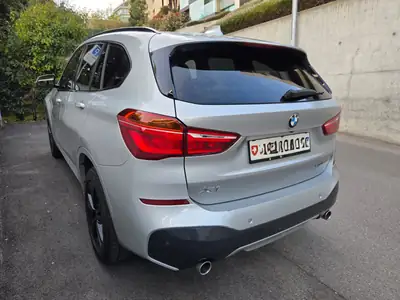 BMW X1 xDrive 20d M Sport — SUV compact diesel performant, 85 000 km, équipé — Seitenansicht