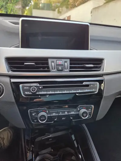 BMW X1 xDrive 20d M Sport — SUV compact diesel performant, 85 000 km, équipé — Miniatur 17