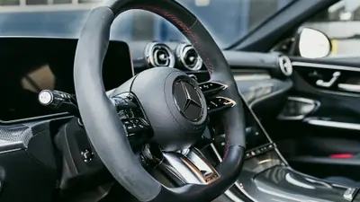 Mercedes-Benz C 43 AMG — Break sportif hybride 408 ch, 43 000 km seulement — Miniature 13