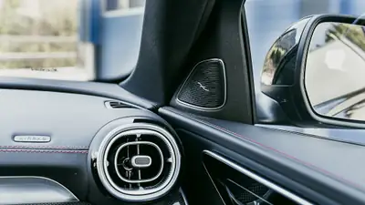 Mercedes-Benz C 43 AMG — Break sportif hybride 408 ch, 43 000 km seulement — Miniature 16