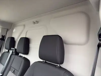 Ford E-Transit Van 350 L3 — Utilitaire électrique 184 ch, idéal pour les pros — Miniatur 10